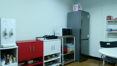 사무실 주방 꾸미는 중